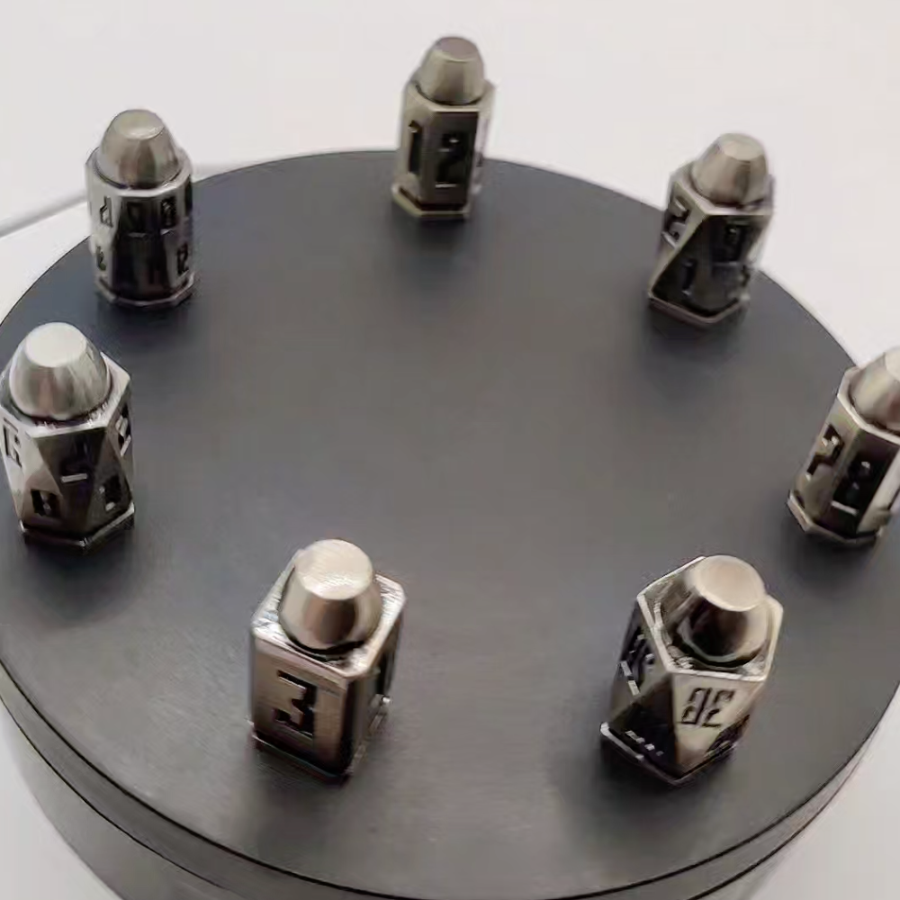 Gunslinger Bullet Metal Dice Set - 7-Piece RPG Dice with Bullet-Inspired Design - Solid Metal Build for Precision Rolling