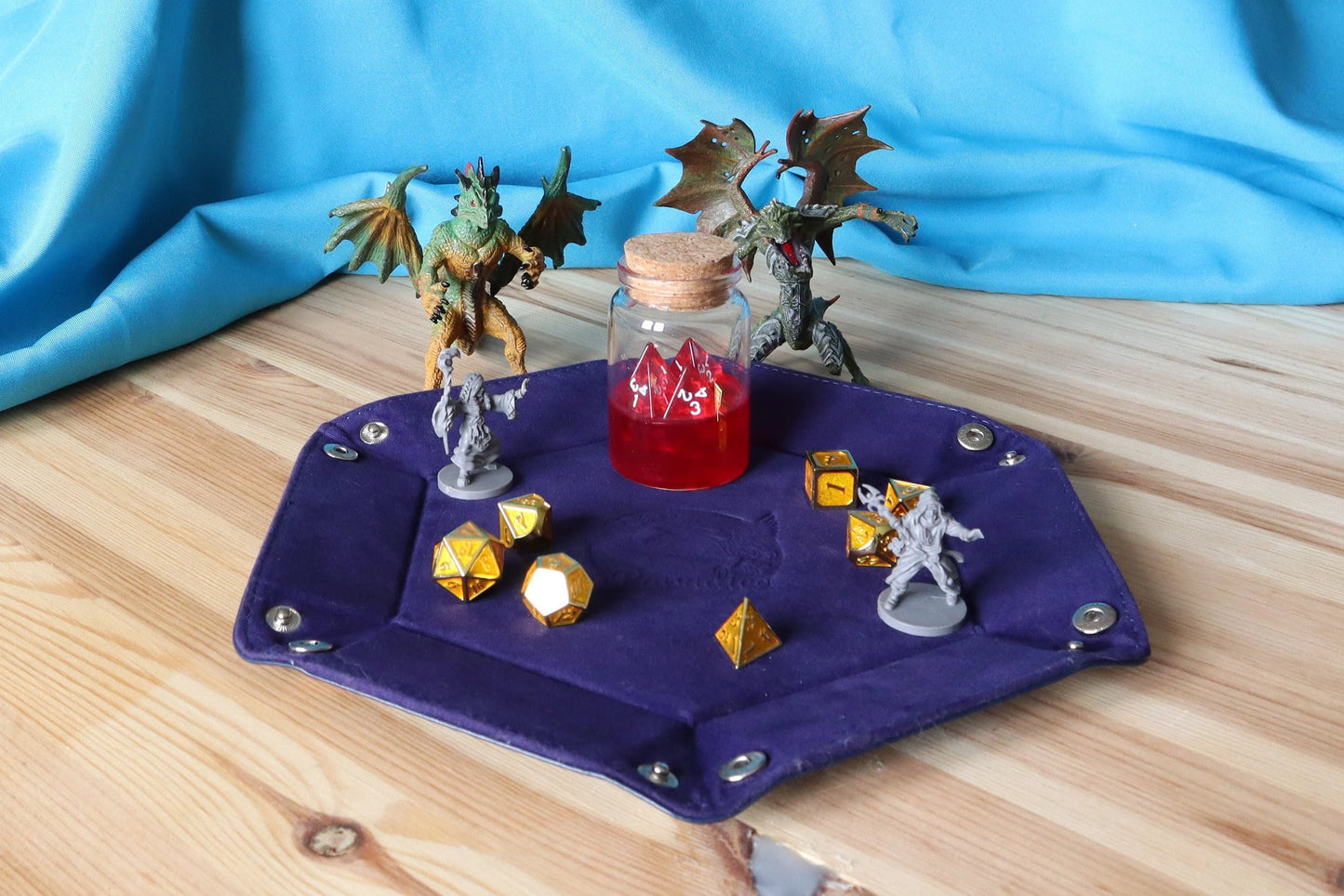Paradice Glass Healing Potion - RPG Healing Potion with 2d4 & 4d4 Dice - Perfect for Dungeons & Dragons and Tabletop Games